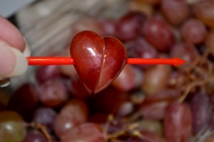 Single Grape Heart Skewer